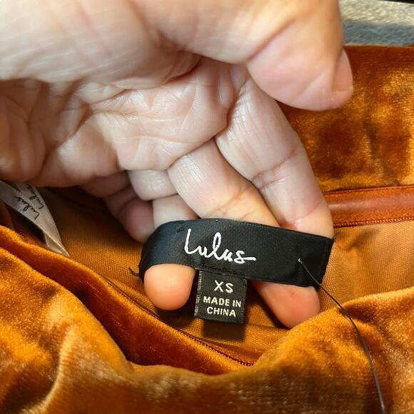 Lulu’s I'm Enchanted Rust Orange Velvet Off-the-Shoulder Maxi Dress Size XS - Picture 7 of 10